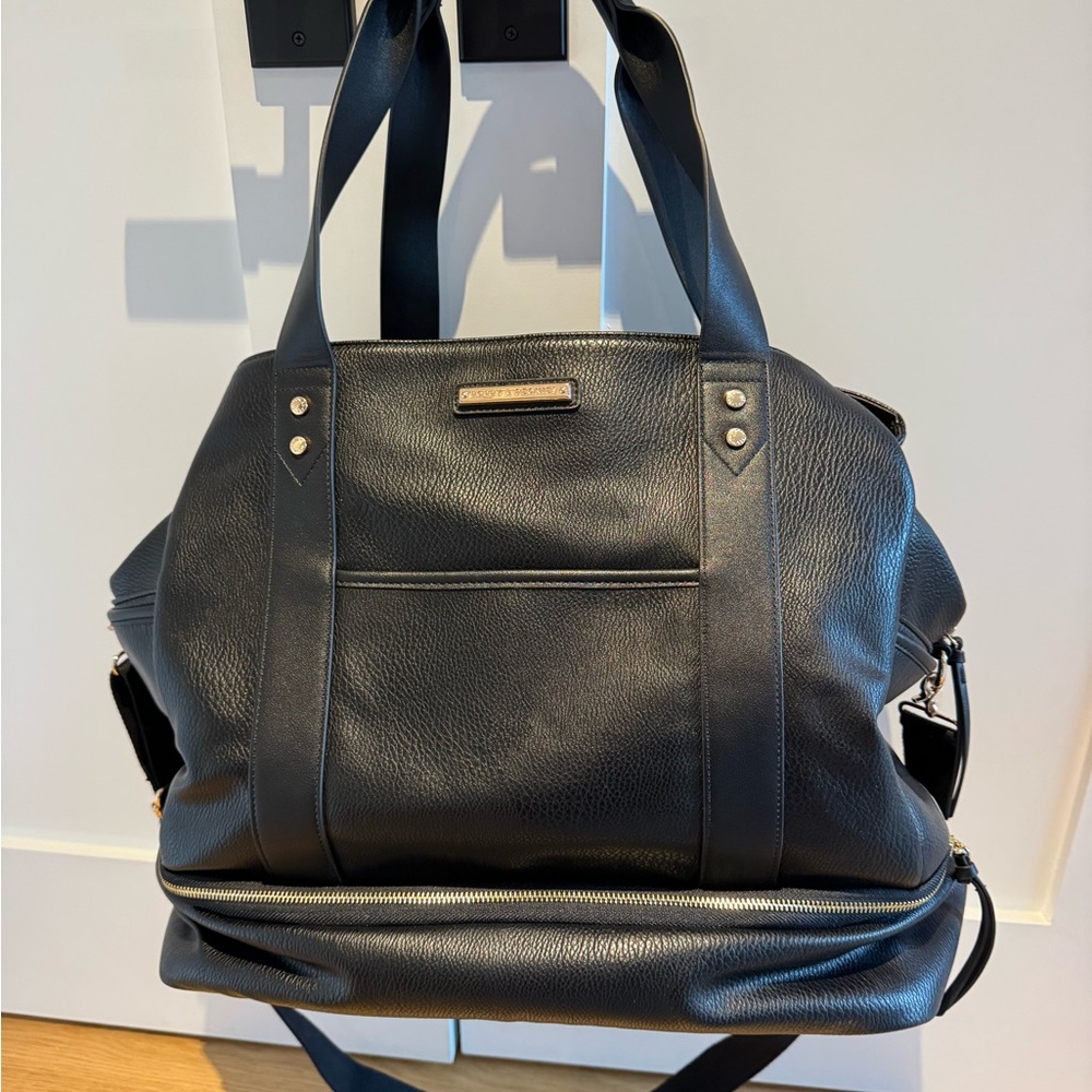 Poppy & Peonies best selling black “Voyager” weekender Bag